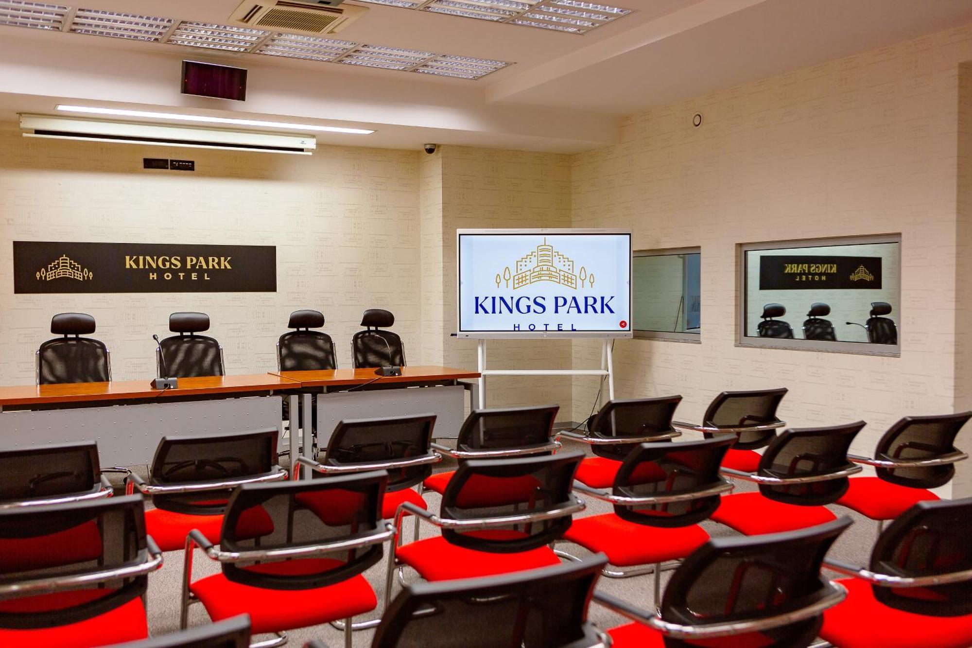 Kings Park Hotel بودغوريتْسا المظهر الخارجي الصورة