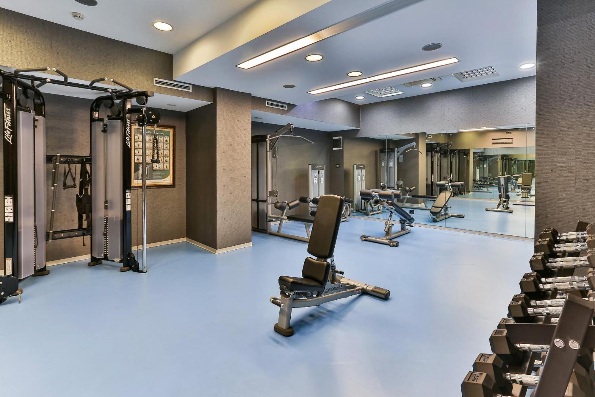 Kings Park Hotel بودغوريتْسا المظهر الخارجي الصورة